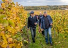 Bild-Nr.:  2017-10-21-171959_067e   Weinprobe in Abenheim mit dem BSC Einhausen 2017 •   Brennweite:  35mm •  Blende:  5.6 •  Belichtungszeit:  1/80s •  ISO:  400 •  Blitz:  Nein •  Fotograf:  Enrico Hof